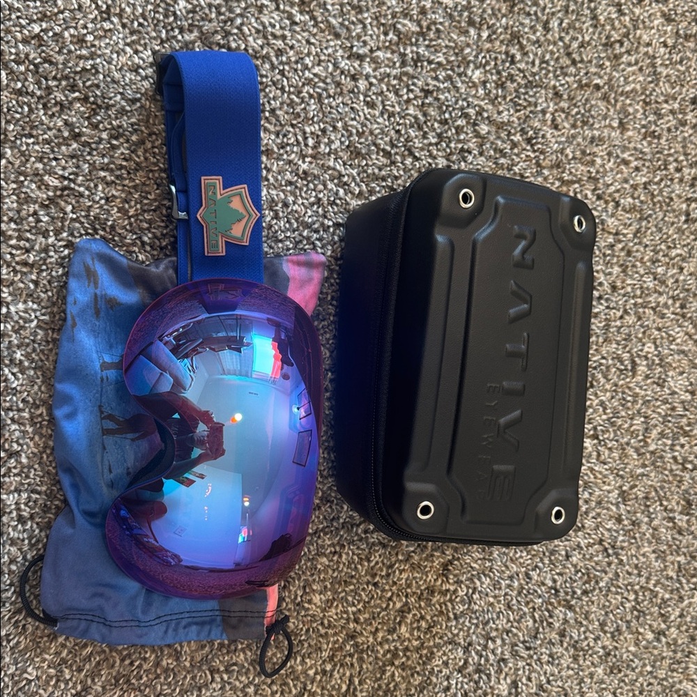 Native Backbowl Ski Goggles